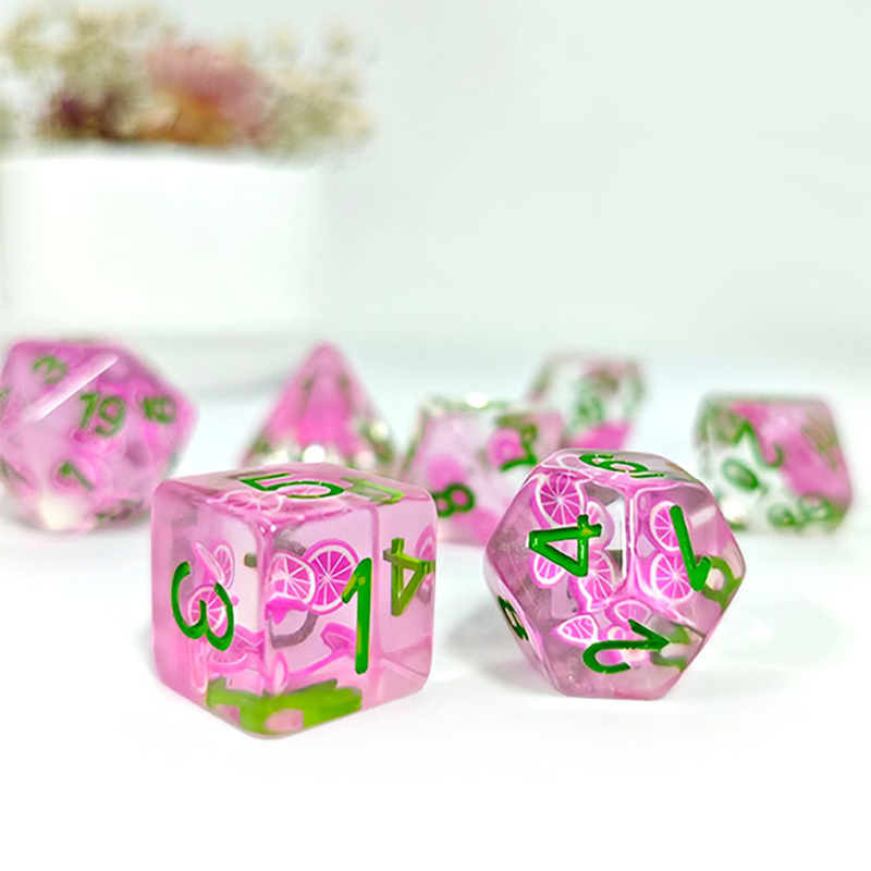 7Pcs/Set Dices Board Games Acc - Tech Accessories For Desk review and price
